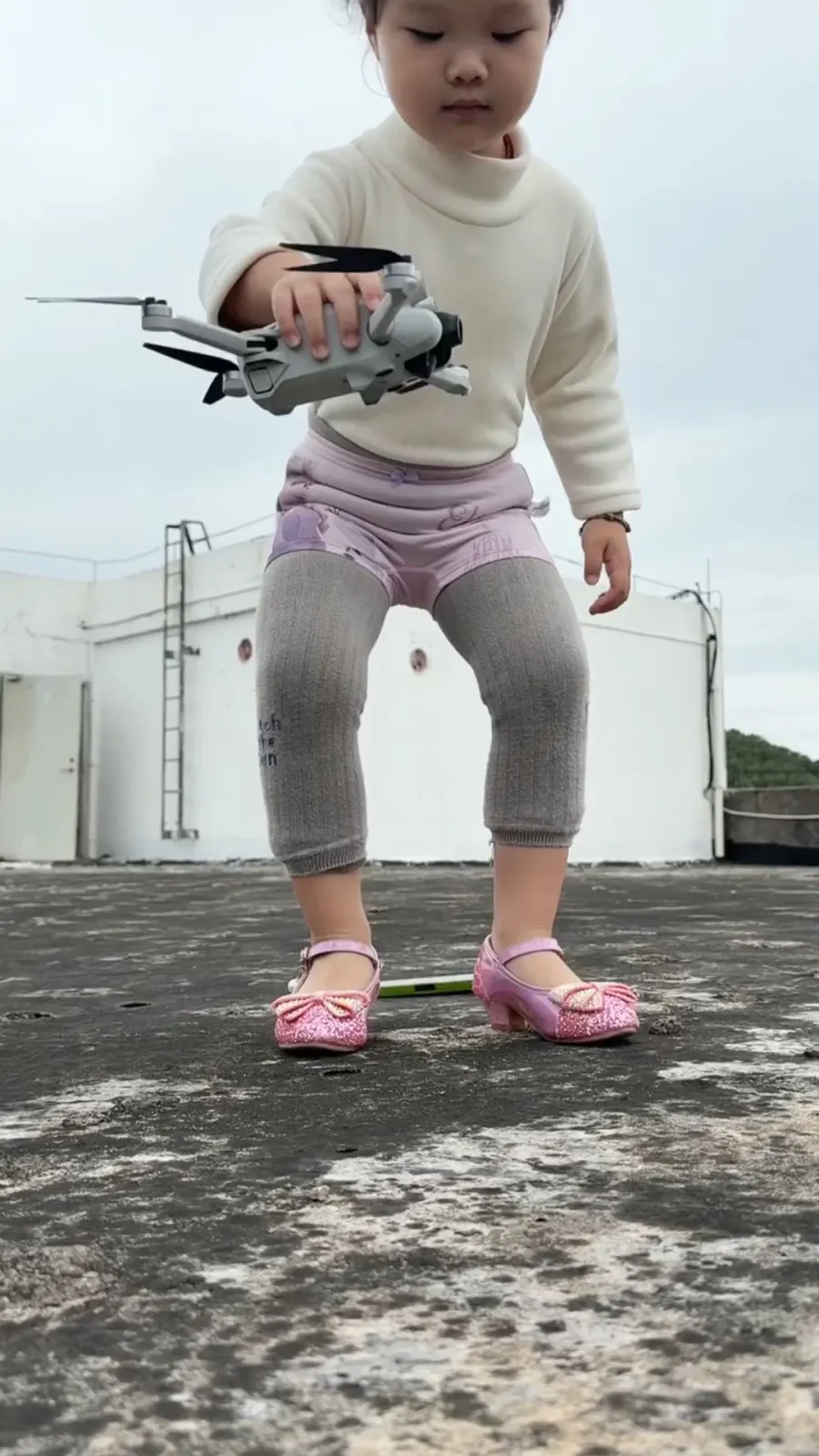 好险呀....第一次玩无人机