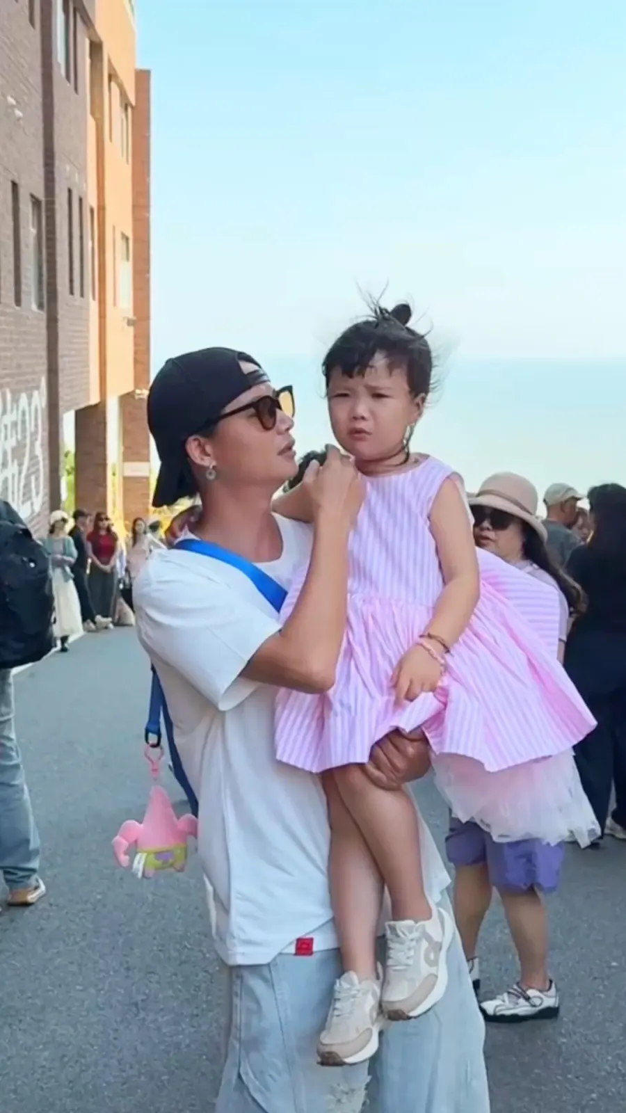 多年后的这段录像就会变得异常珍贵...