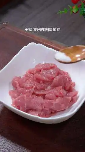 土雞蛋瘦肉的家常做法，簡單易學。