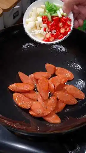 黄瓜炒鸡蛋的家常做法，简单易学，好吃又下饭。